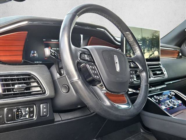 Certified 2023 Lincoln Navigator Reserve image 8