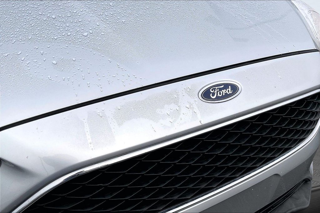 Used 2018 Ford Focus SE FWD image 33