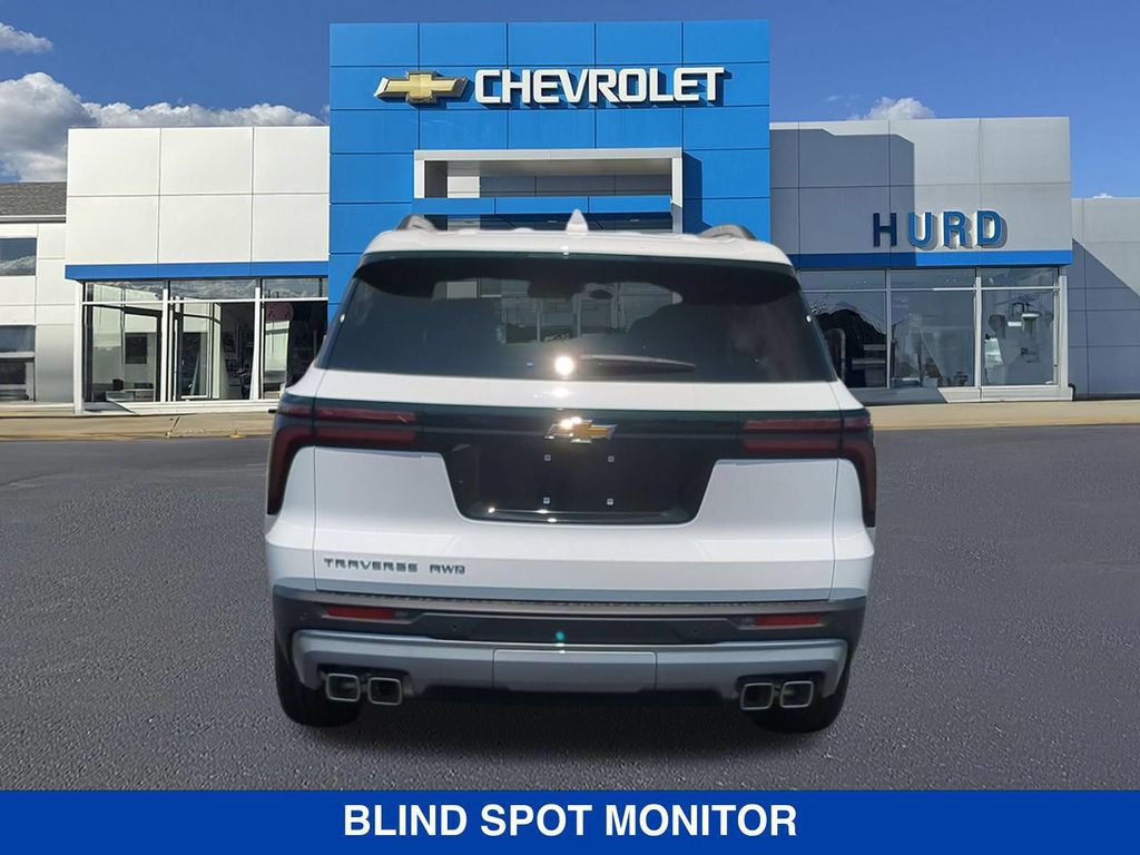 New 2026 Chevrolet Traverse LT w/ Driver Confidence Package AWD/4WD image 6