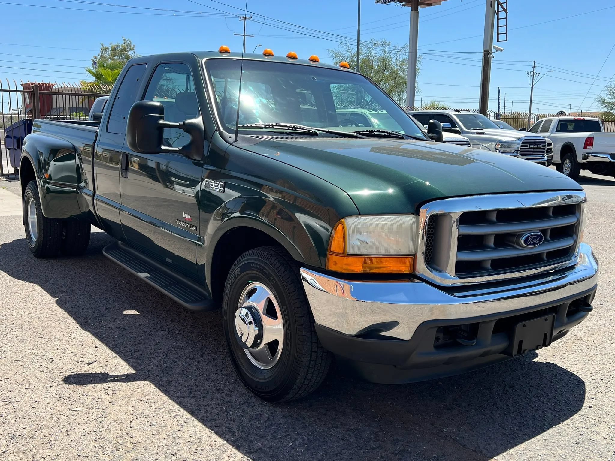 Used 2001 Ford F350 2WD SuperCab DRW Super Duty image 5