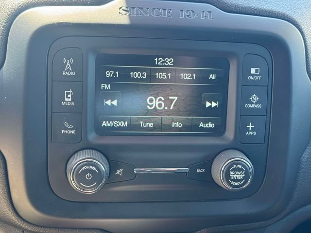 Used 2017 Jeep Renegade Trailhawk AWD/4WD image 31