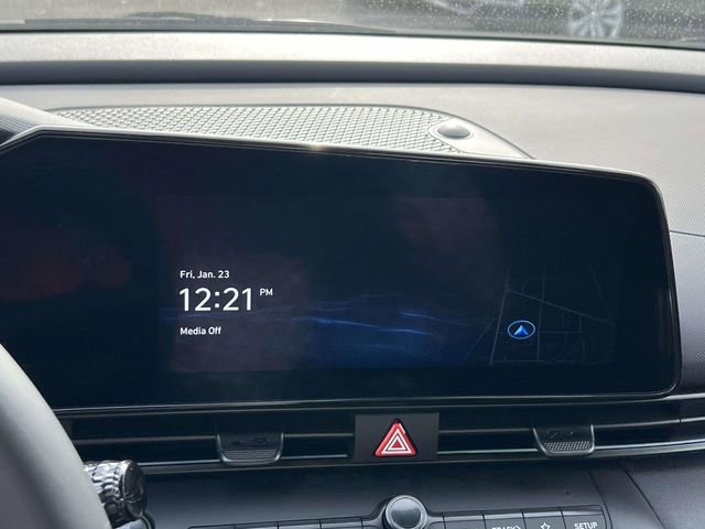 Certified 2025 Hyundai Elantra SEL image 26