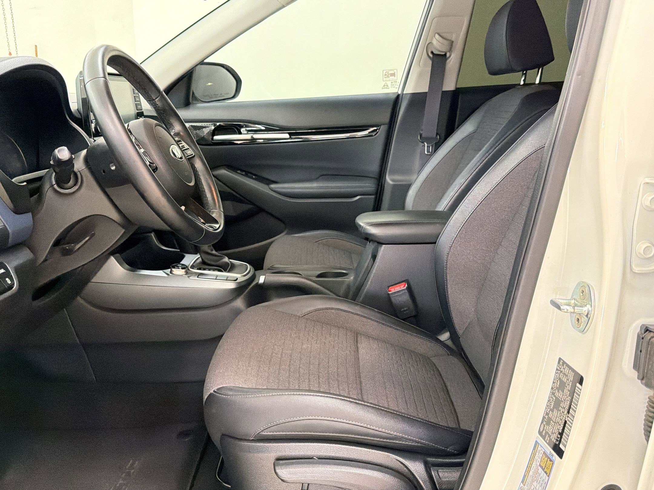 Used 2021 Kia Seltos S image 5