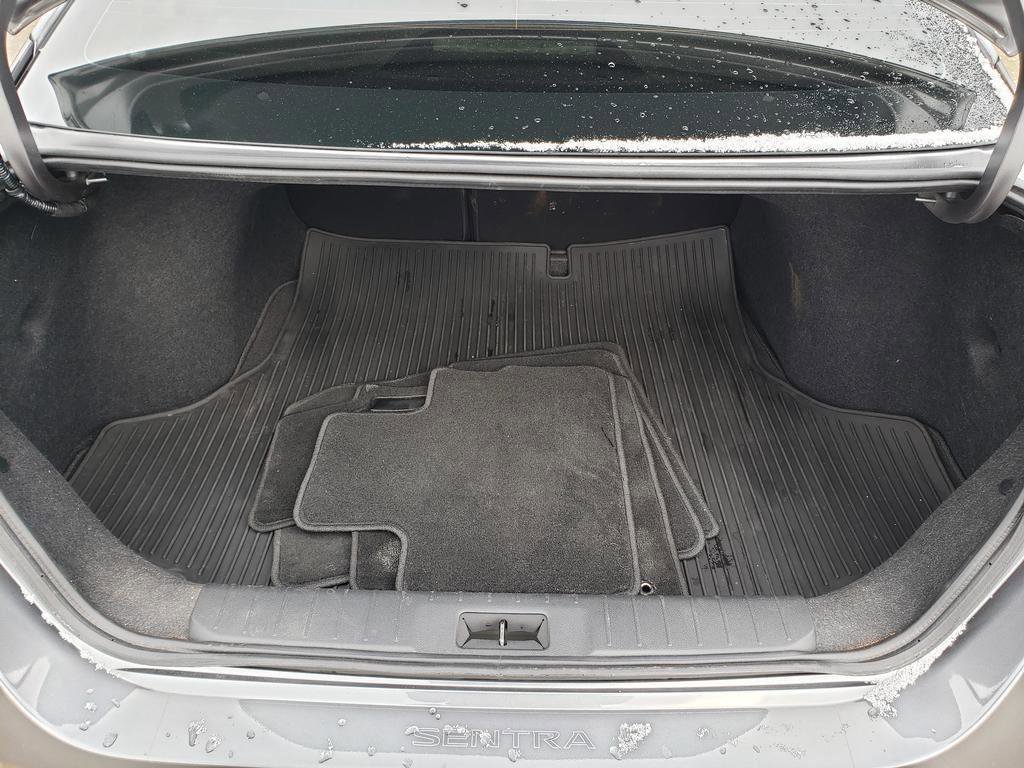 Used 2023 Nissan Sentra SV w/ All-Weather Package image 7