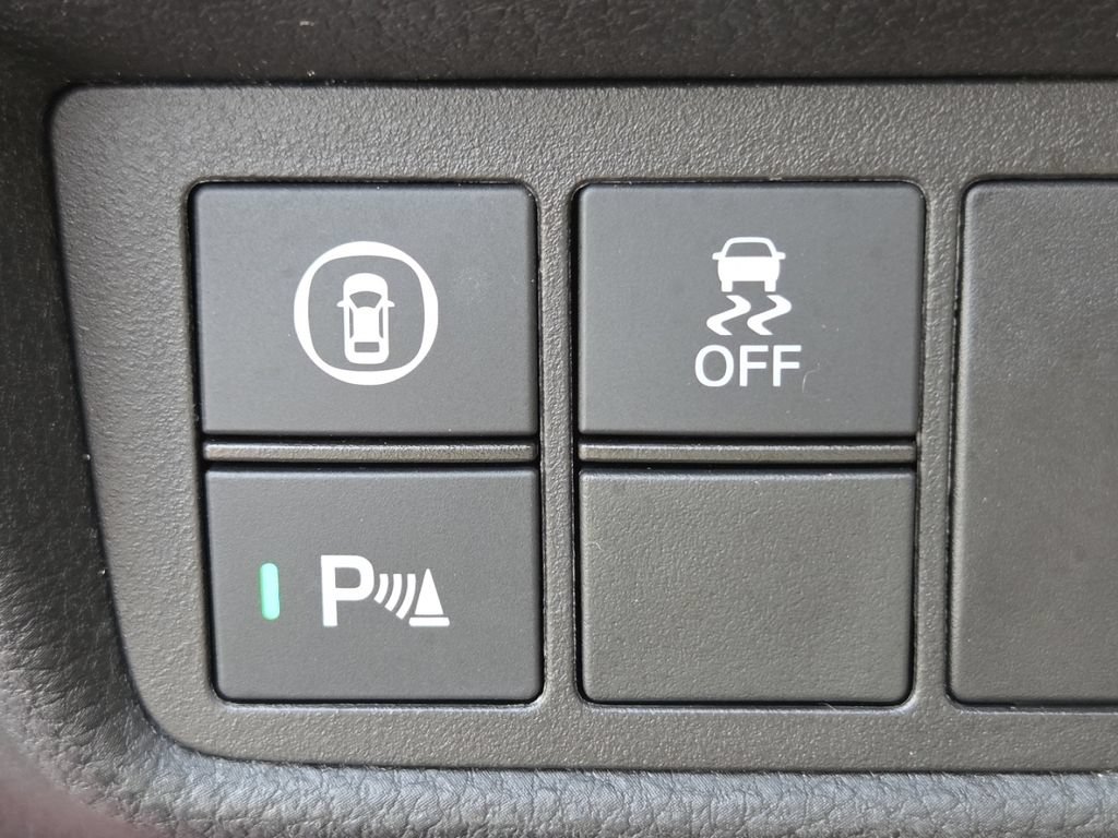 Certified 2021 Honda Accord Touring image 16