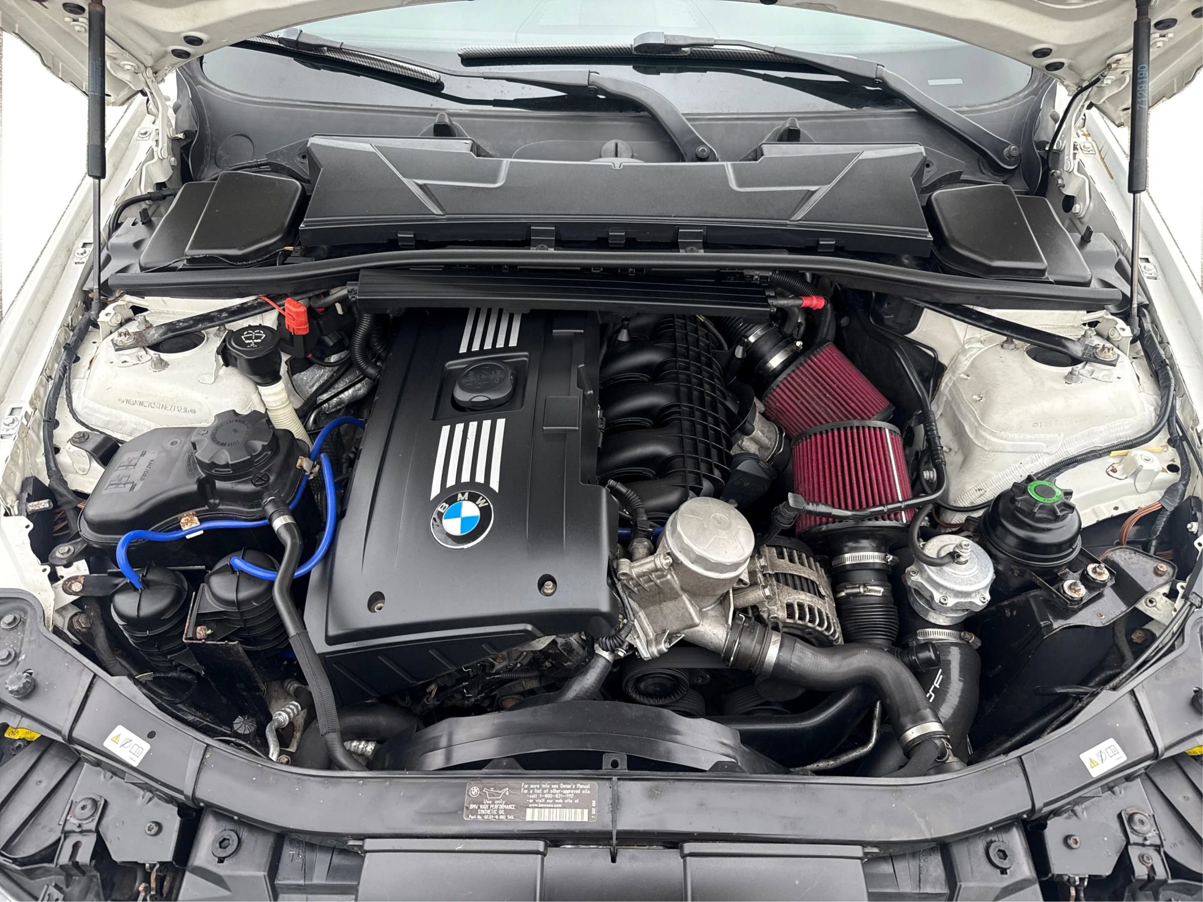 Used 2010 BMW 335i xDrive Coupe image 14