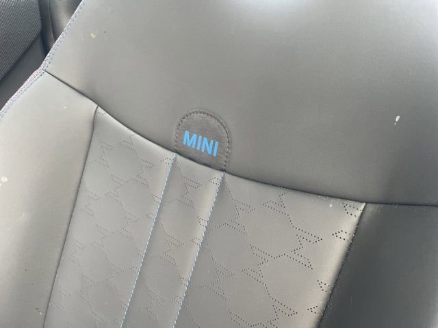 Certified 2025 MINI Cooper S image 32