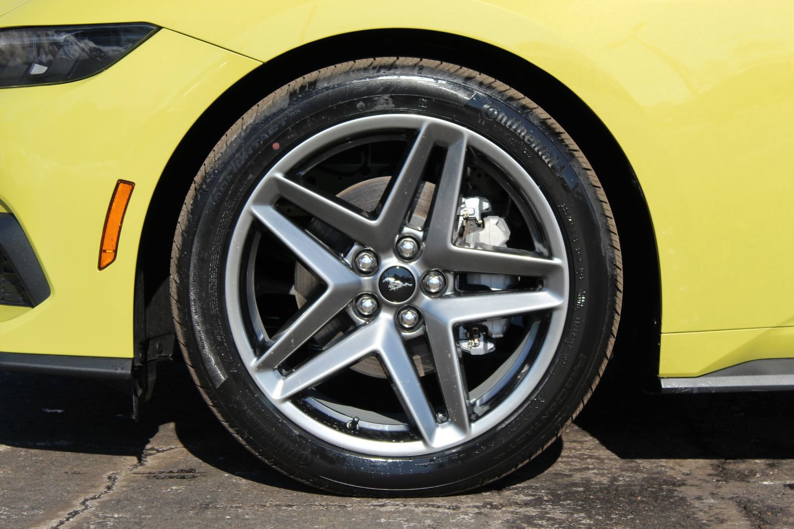 New 2025 Ford Mustang Coupe image 22