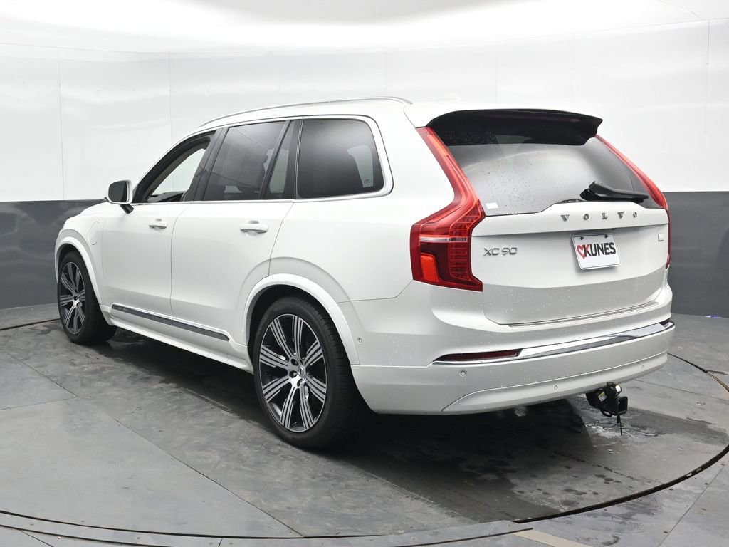 Used 2024 Volvo XC90 T8 Ultimate w/ Protection Package Premier AWD/4WD image 8
