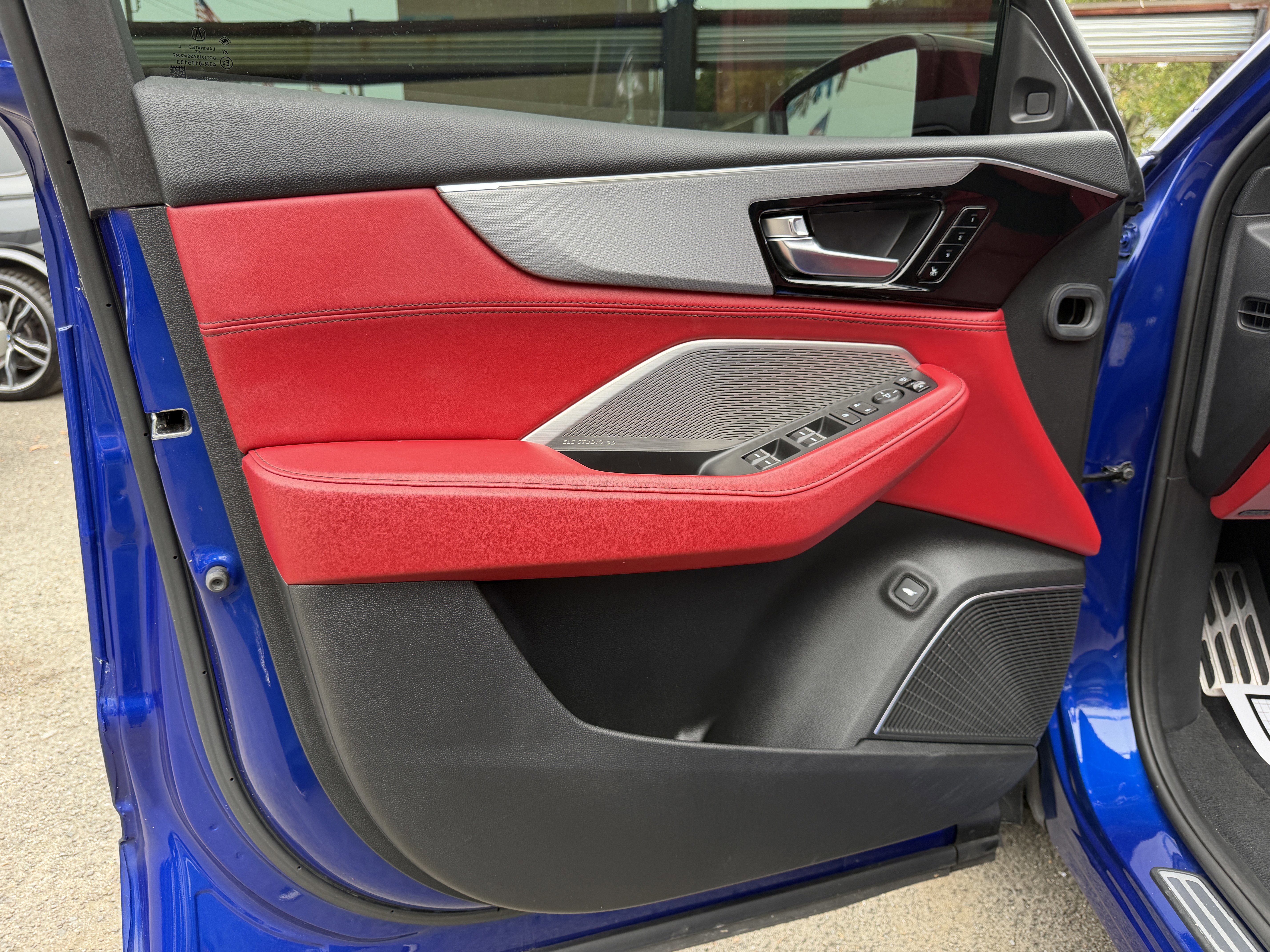 Used 2022 Acura MDX A-Spec image 26