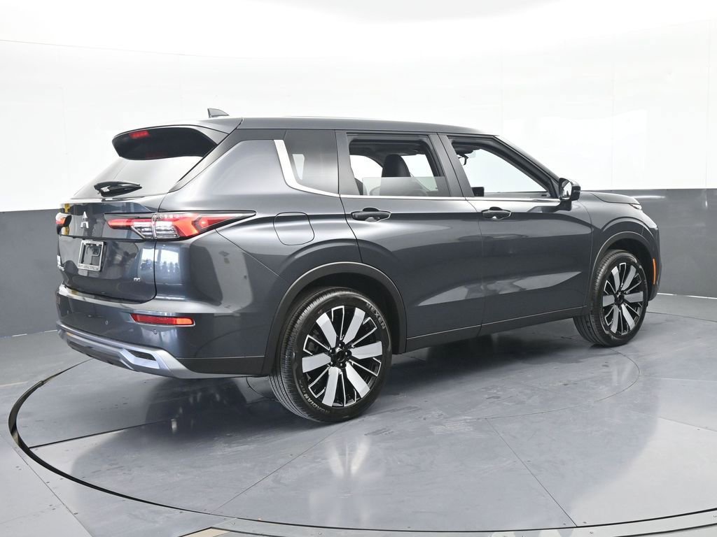 New 2026 Mitsubishi Outlander SE FWD image 6
