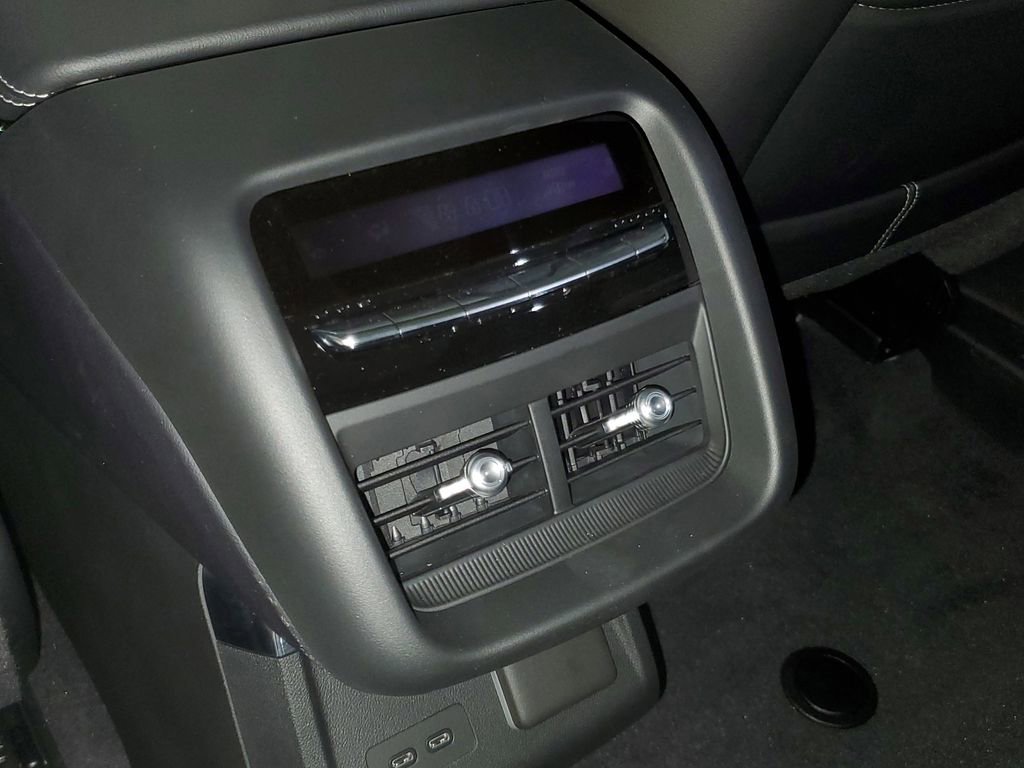 New 2026 Cadillac Lyriq V AWD/4WD image 23