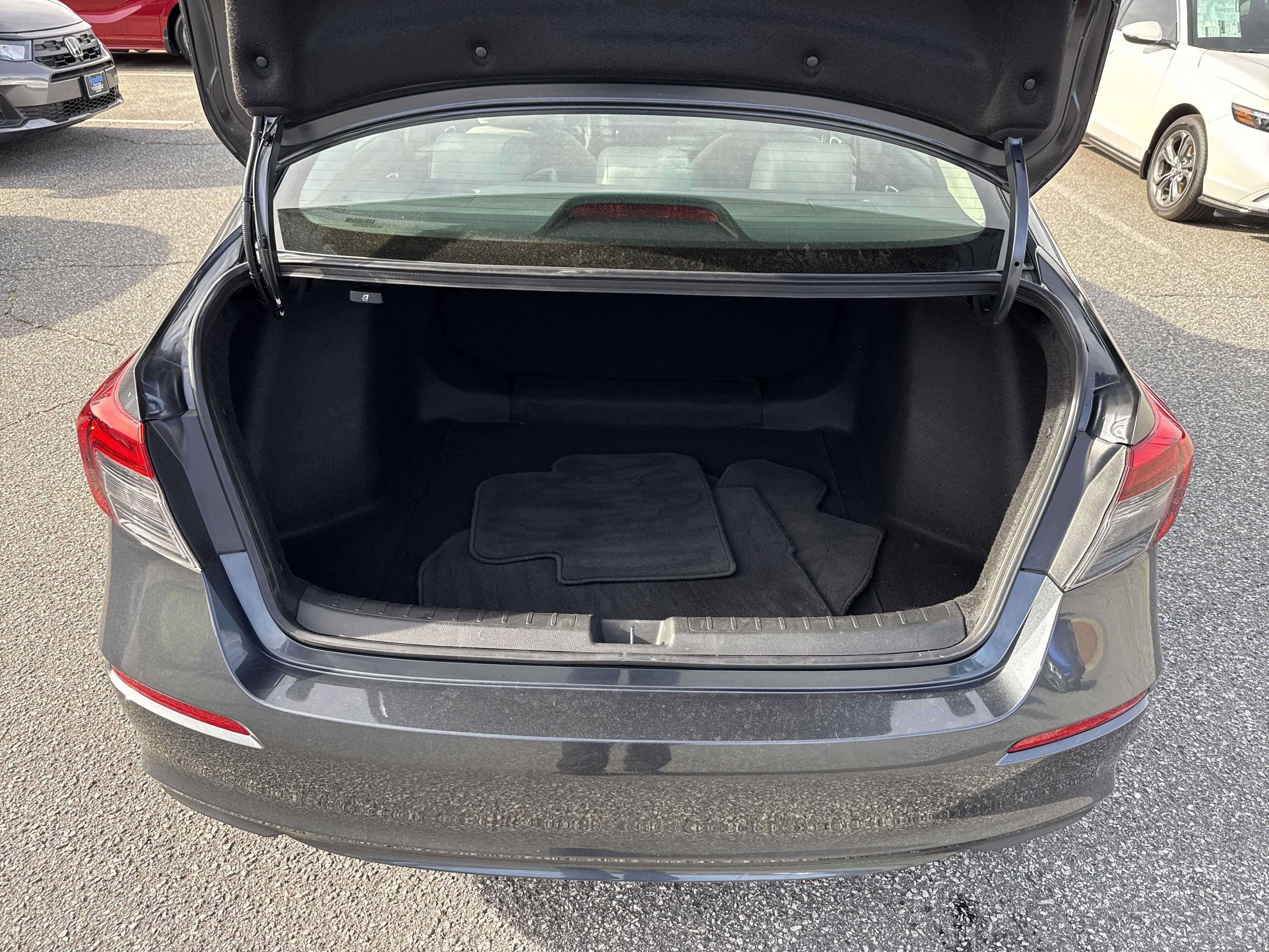 Certified 2023 Honda Civic LX image 32