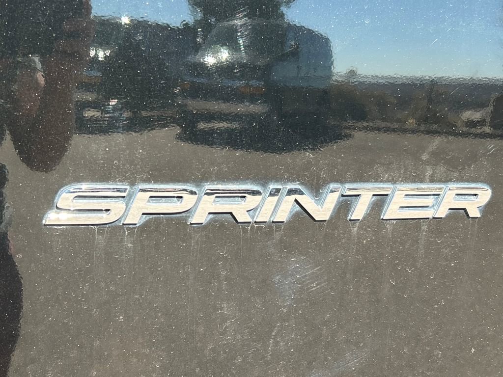 Used 2019 Mercedes-Benz Sprinter 2500 image 23