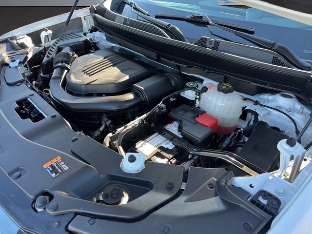 Certified 2024 GMC Acadia AT4 w/ Super Cruise Package image 26