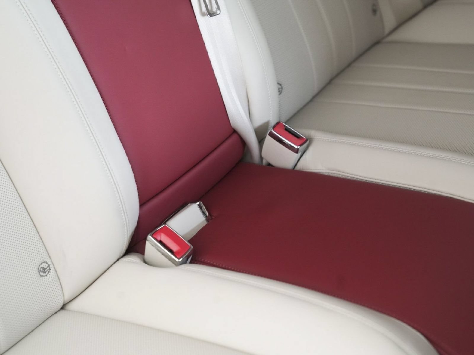 Used 2023 Bentley Flying Spur V8 AWD/4WD image 41