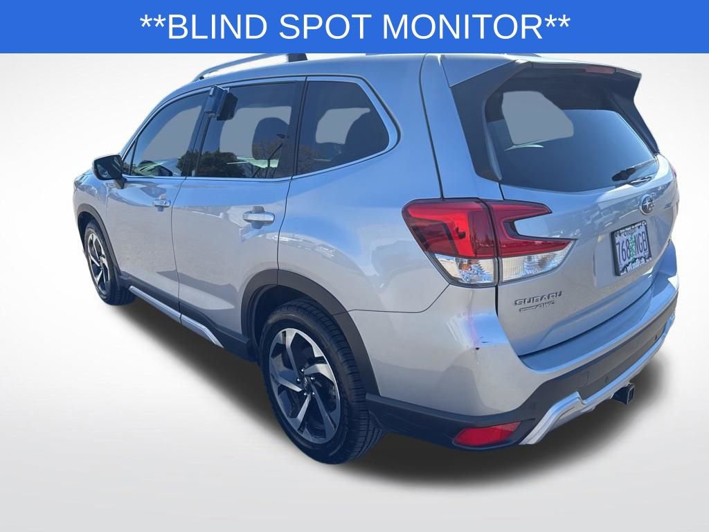 Used 2023 Subaru Forester Touring AWD/4WD image 5