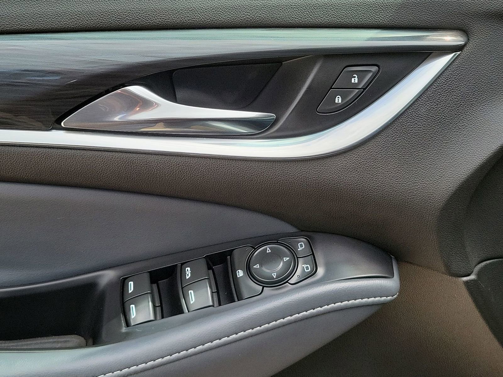 Certified 2021 Buick Enclave Essence w/ Trailering Package, 5000 lbs. image 22