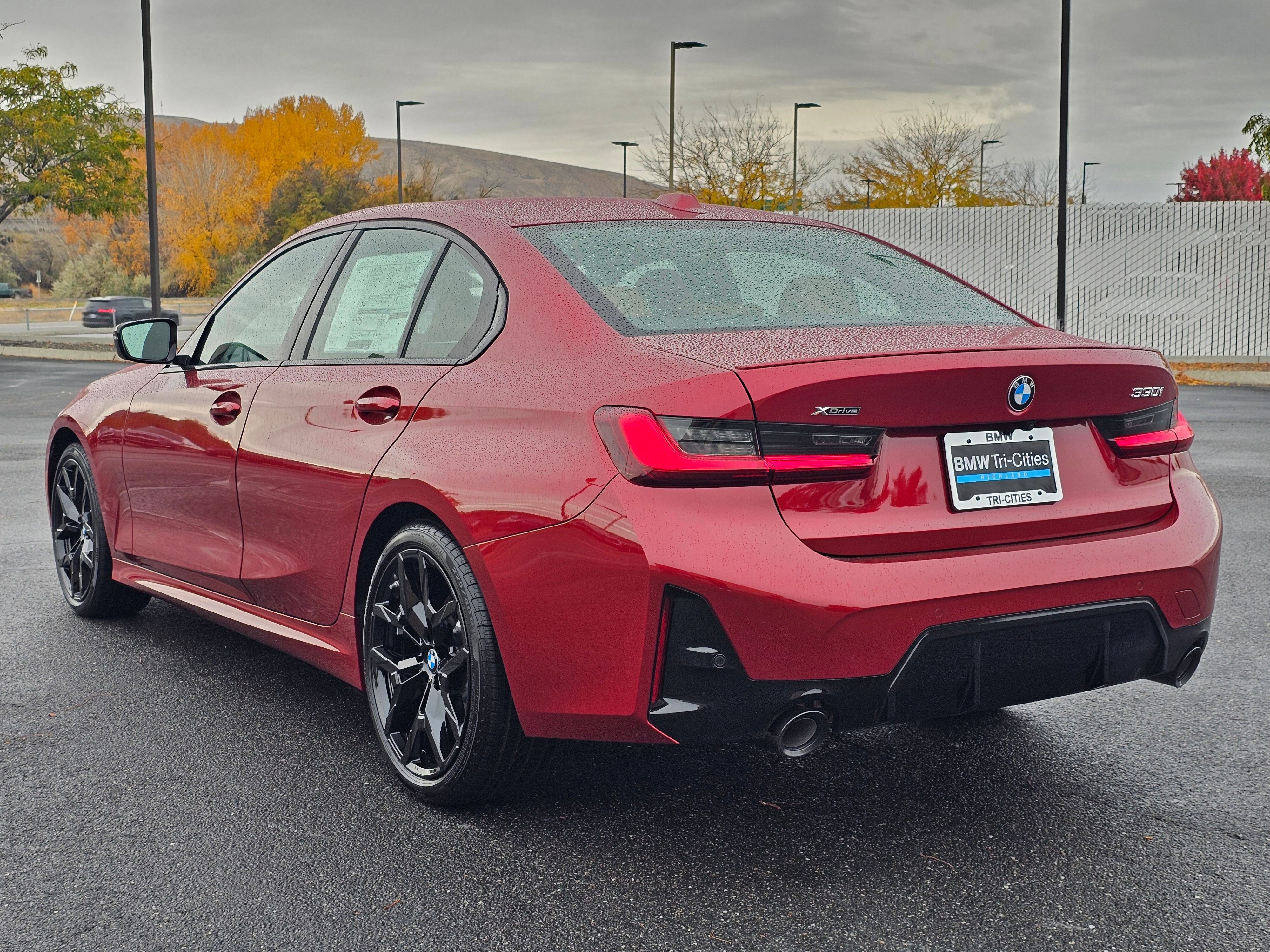 New 2026 BMW 330i xDrive Sedan w/ M Sport Package image 4