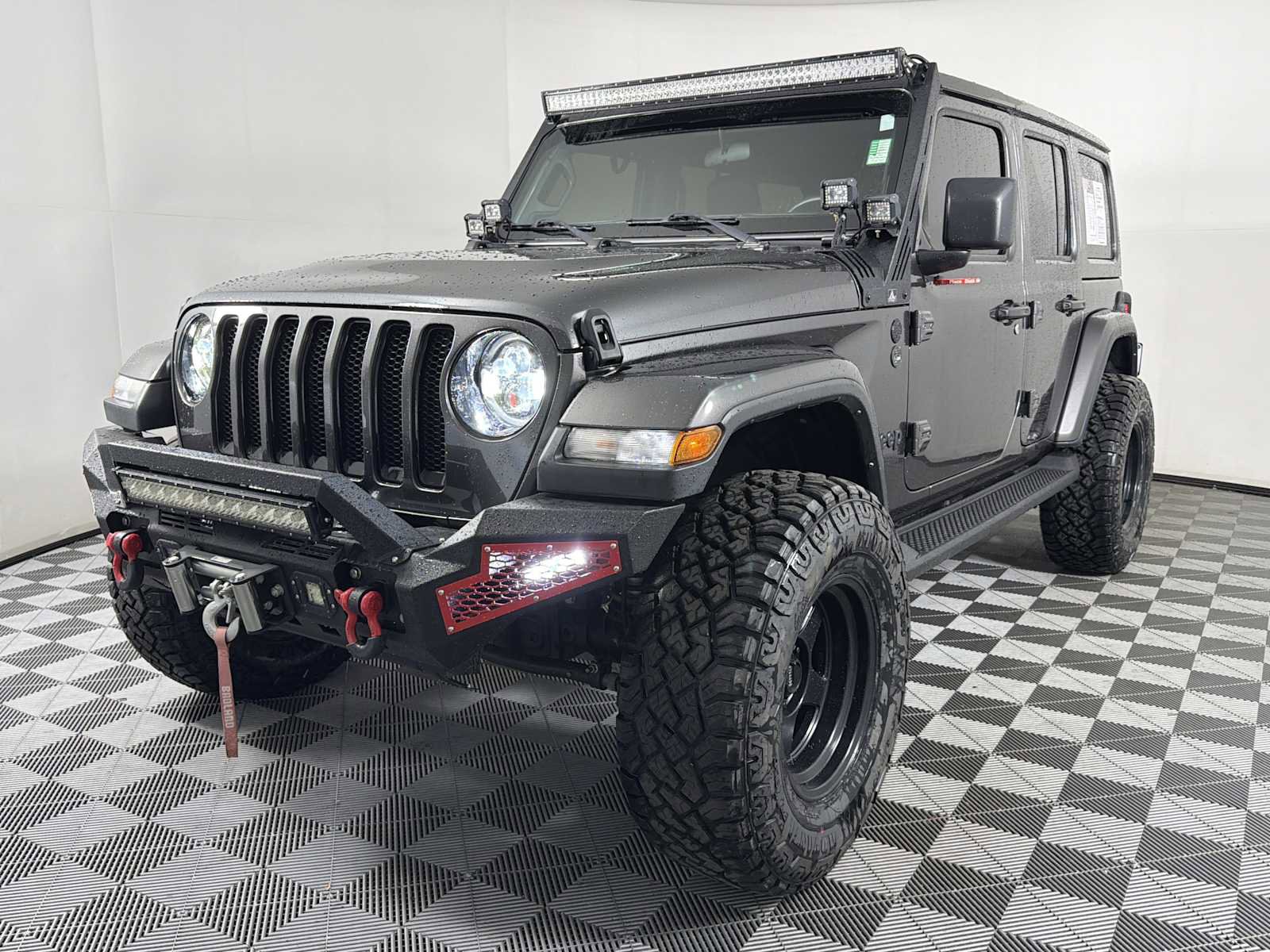 Used 2021 Jeep Wrangler Unlimited Sahara image 3
