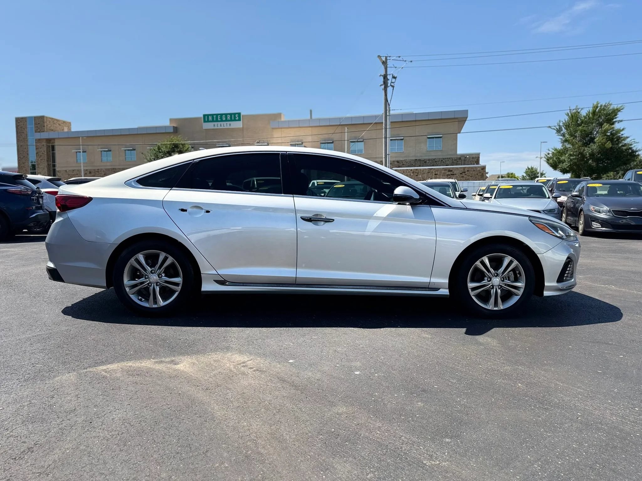 Used 2018 Hyundai Sonata Sport FWD image 3