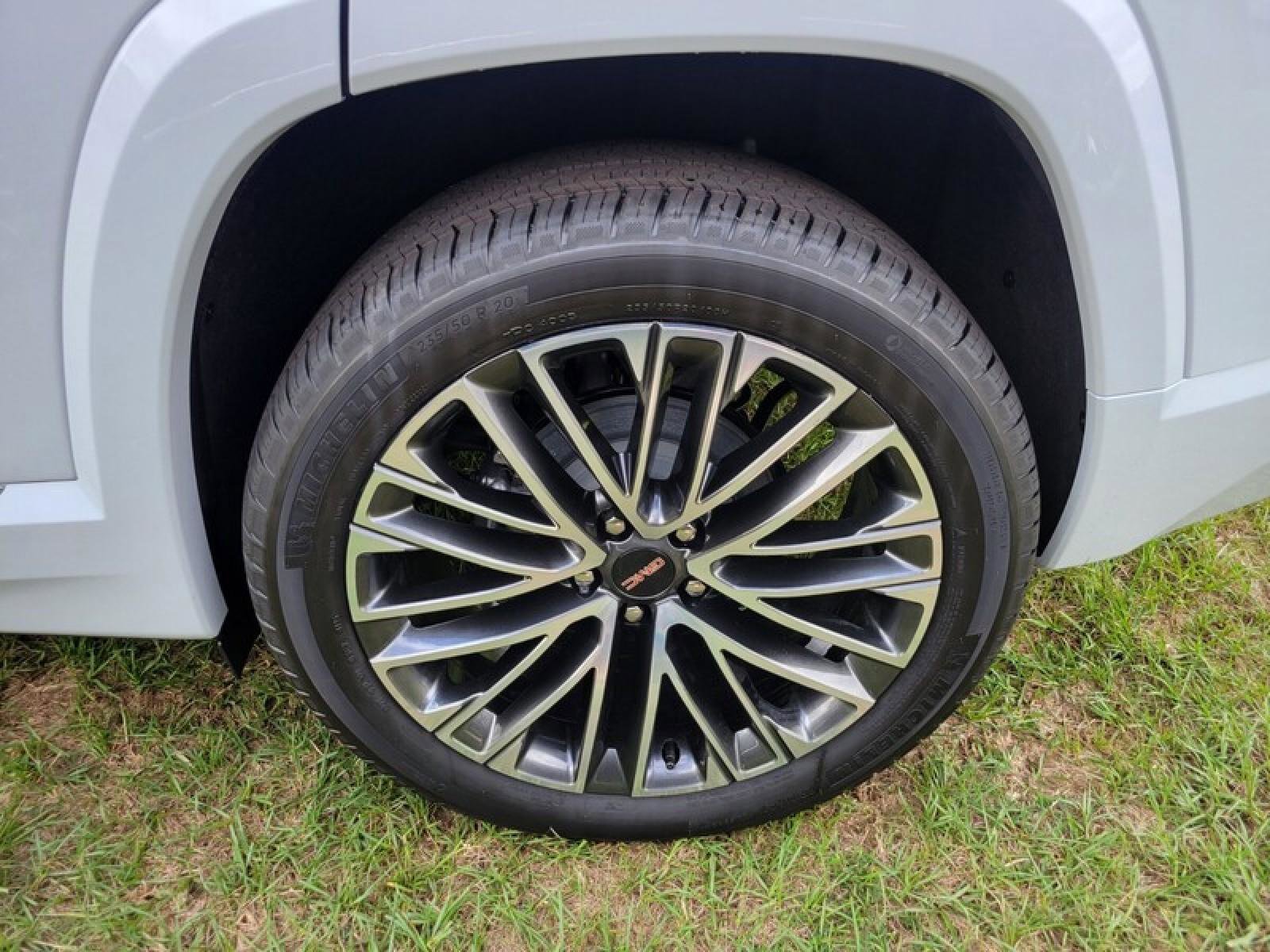 New 2026 GMC Terrain Denali image 8