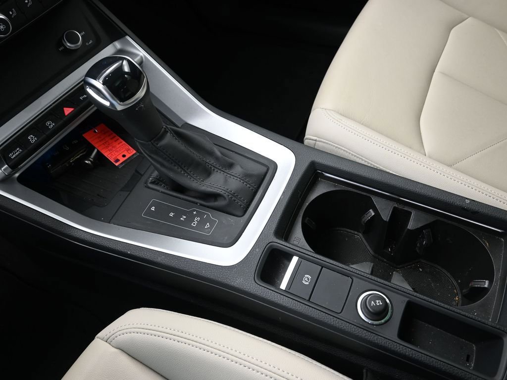Used 2024 Audi Q3 2.0T Premium Plus w/ Premium Plus Package image 20
