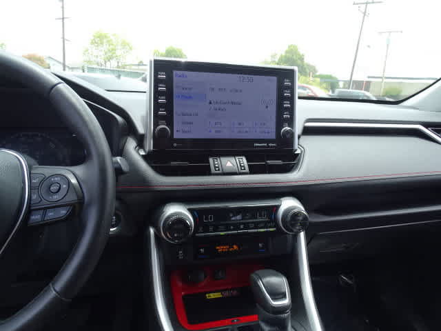 Certified 2022 Toyota RAV4 TRD Off-Road AWD/4WD image 26