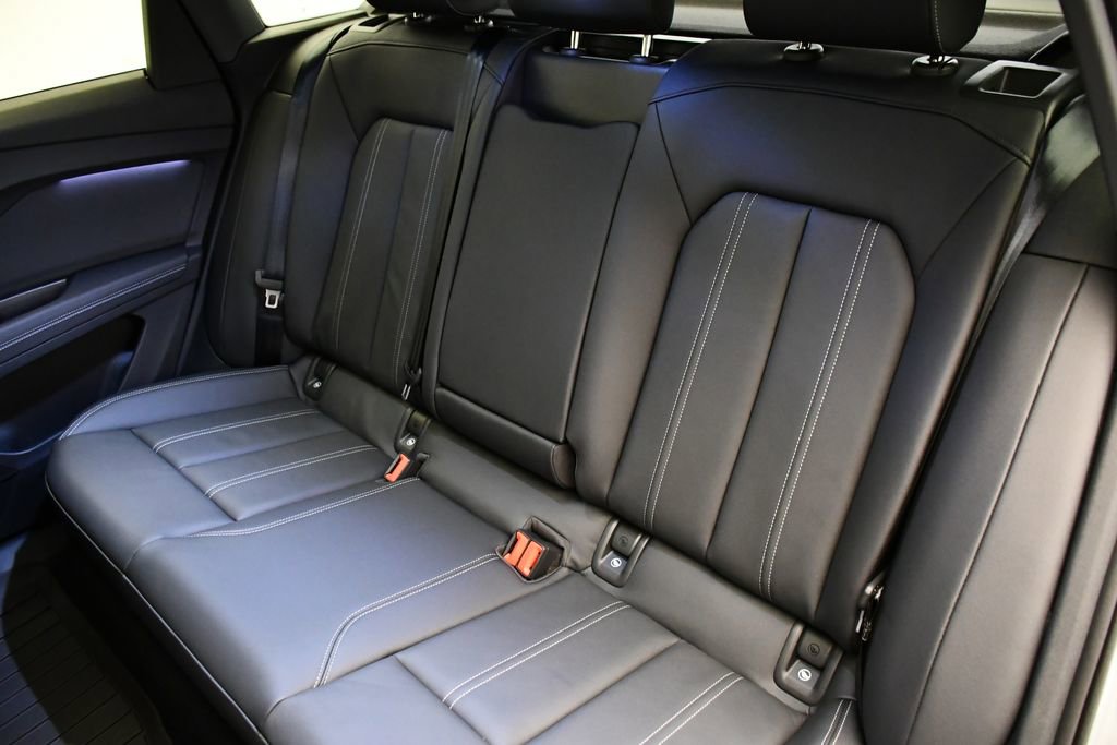 New 2026 Audi Q4 e-tron Premium image 44