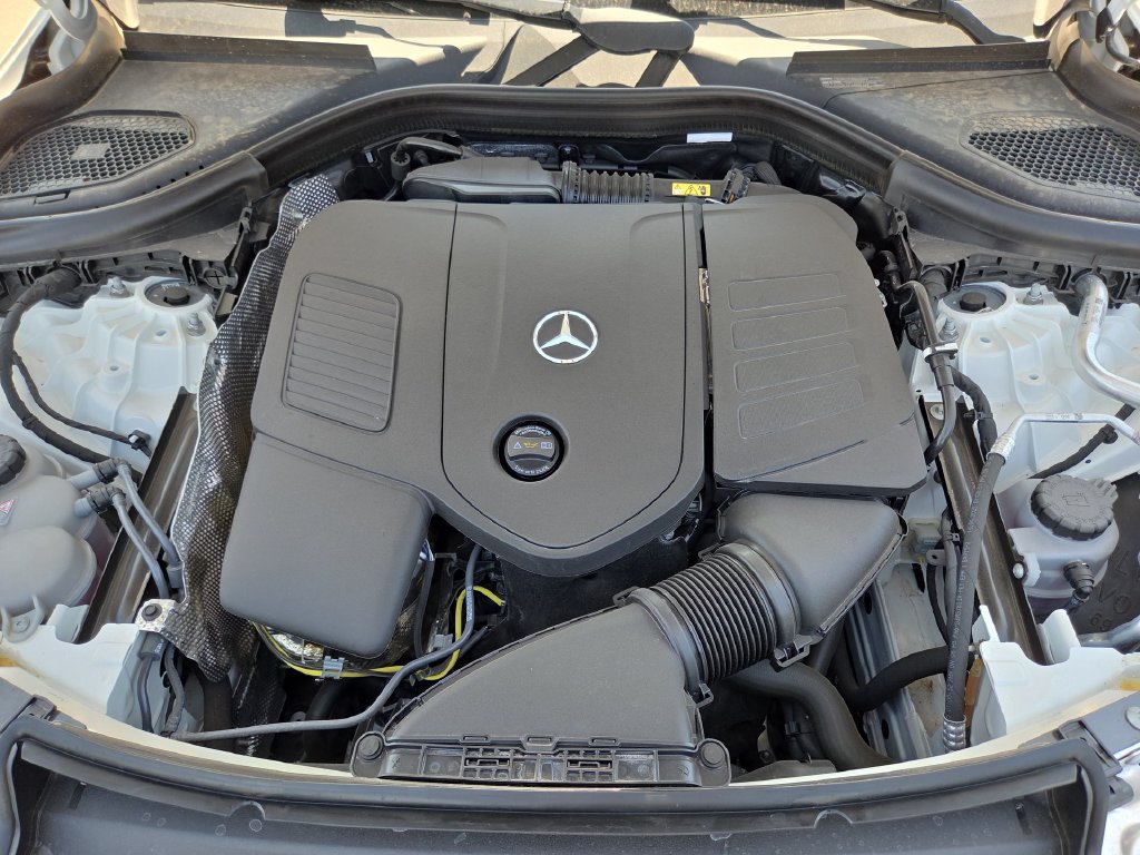 New 2026 Mercedes-Benz GLC 300 image 10
