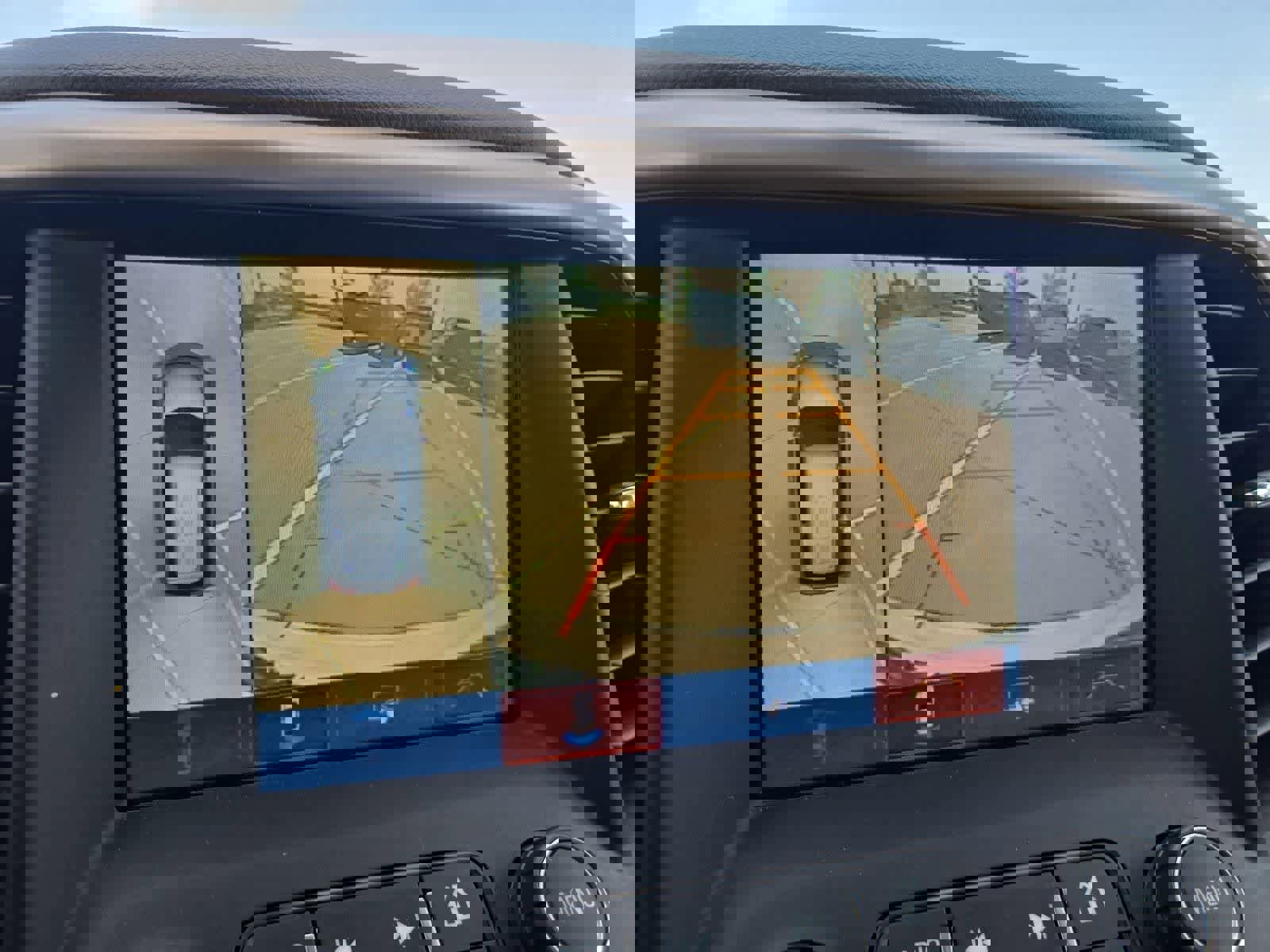 Used 2018 GMC Acadia Denali w/ Technology Package image 30