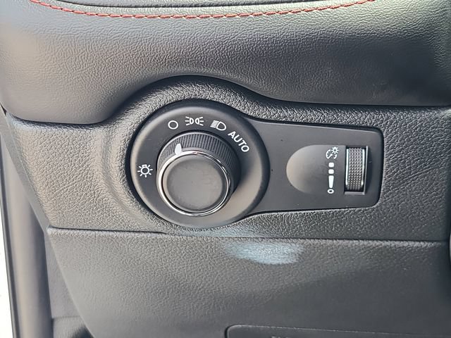 Used 2025 Dodge Durango GT AWD/4WD image 22
