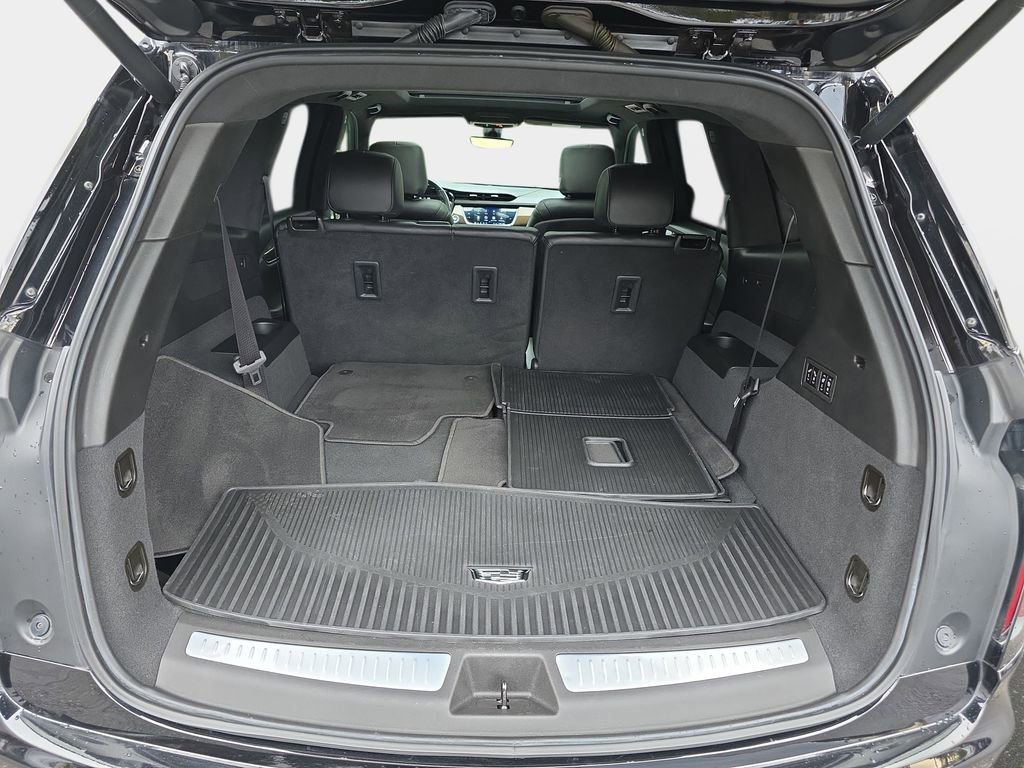 Used 2020 Cadillac XT6 Sport w/ Platinum Package image 14