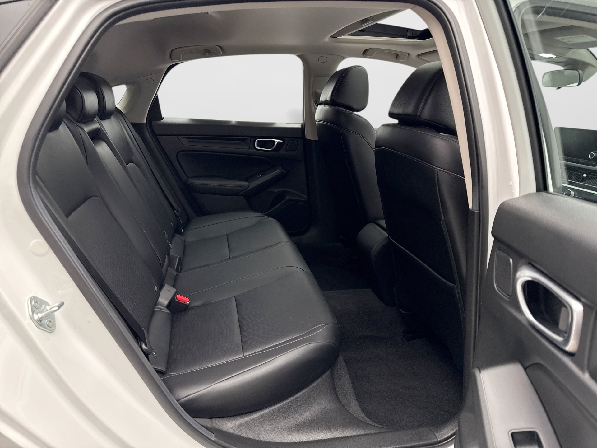 Used 2024 Honda Civic EX-L image 10