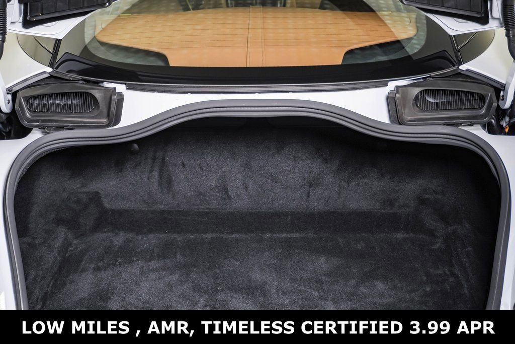 Used 2021 Aston Martin DB11 AMR image 32