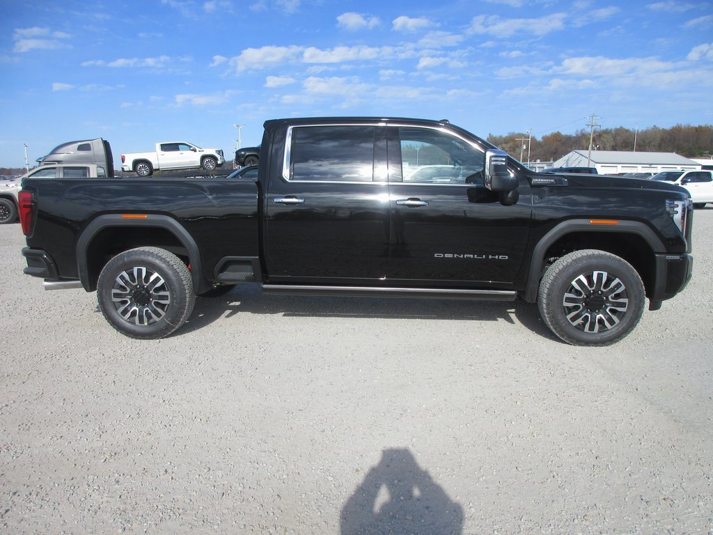 New 2026 GMC Sierra 2500 Denali Ultimate image 3