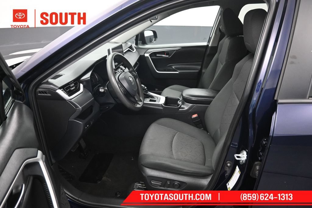 Certified 2024 Toyota RAV4 XLE AWD/4WD image 9