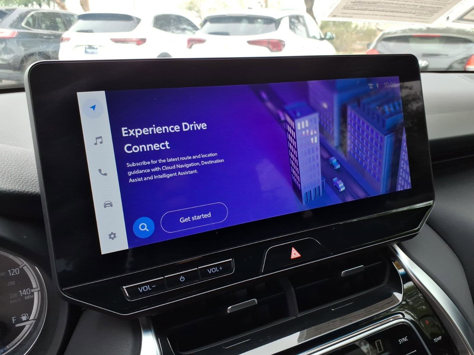 Used 2024 Toyota Venza XLE AWD/4WD image 21