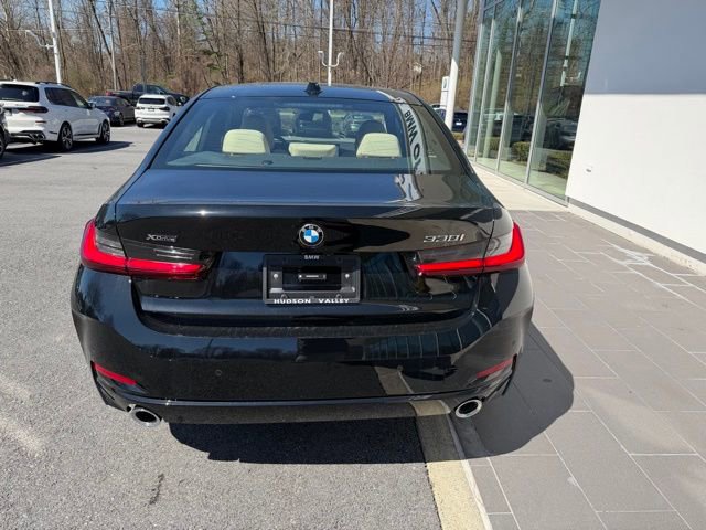 New 2026 BMW 330i xDrive Sedan w/ Premium Package AWD/4WD image 8