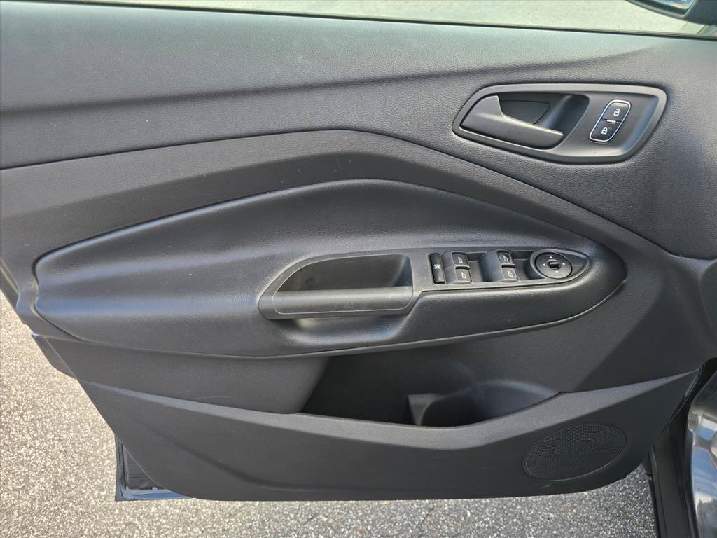 Used 2019 Ford Escape S FWD image 8