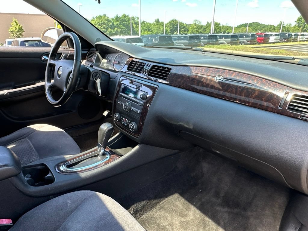 Used 2012 Chevrolet Impala LT w/ LT Sunroof Package FWD image 19