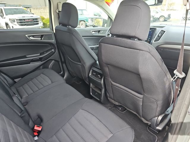 Used 2024 Ford Edge SEL image 11