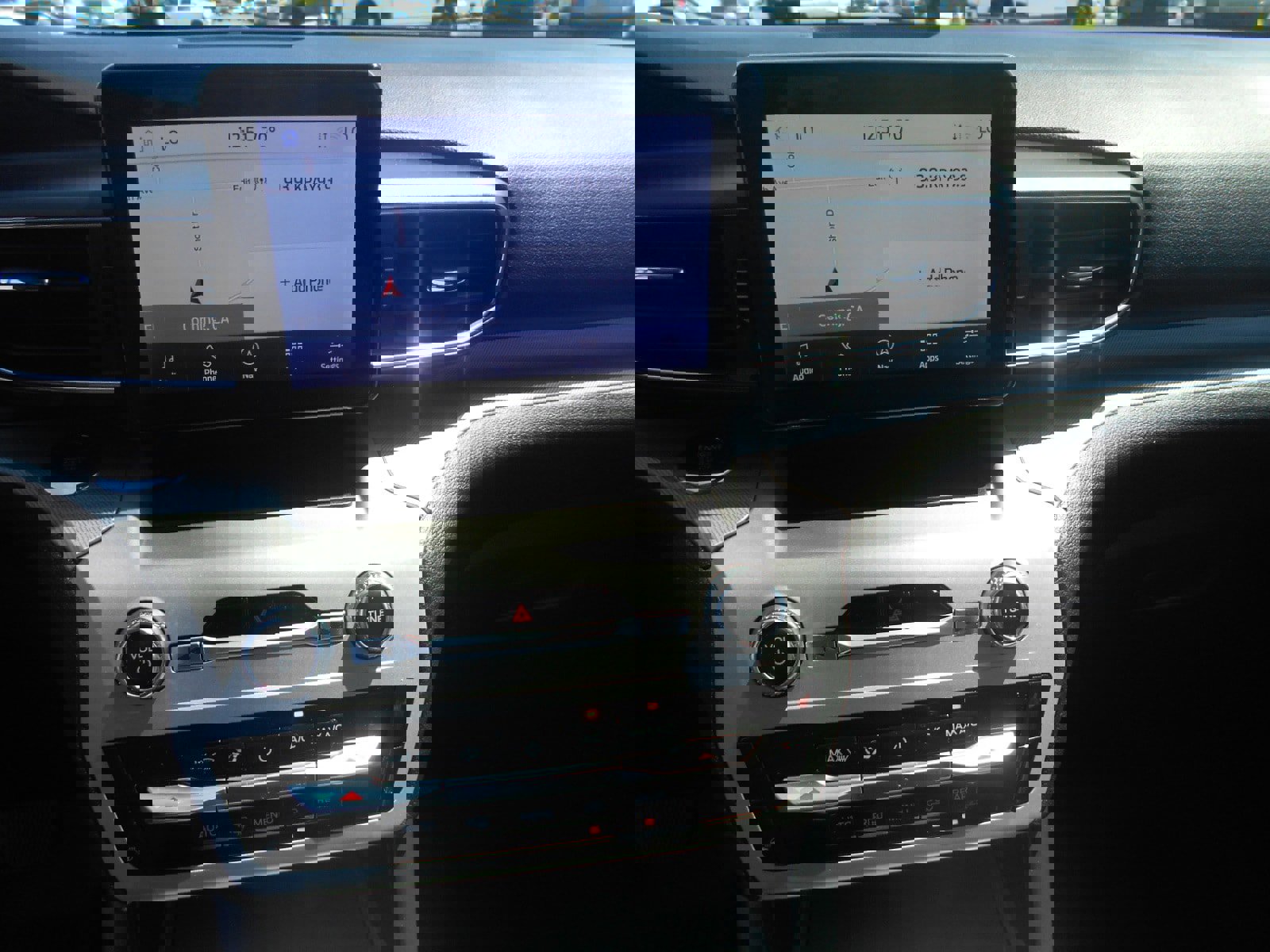 Used 2023 Ford Explorer XLT w/ Equipment Group 202A image 9