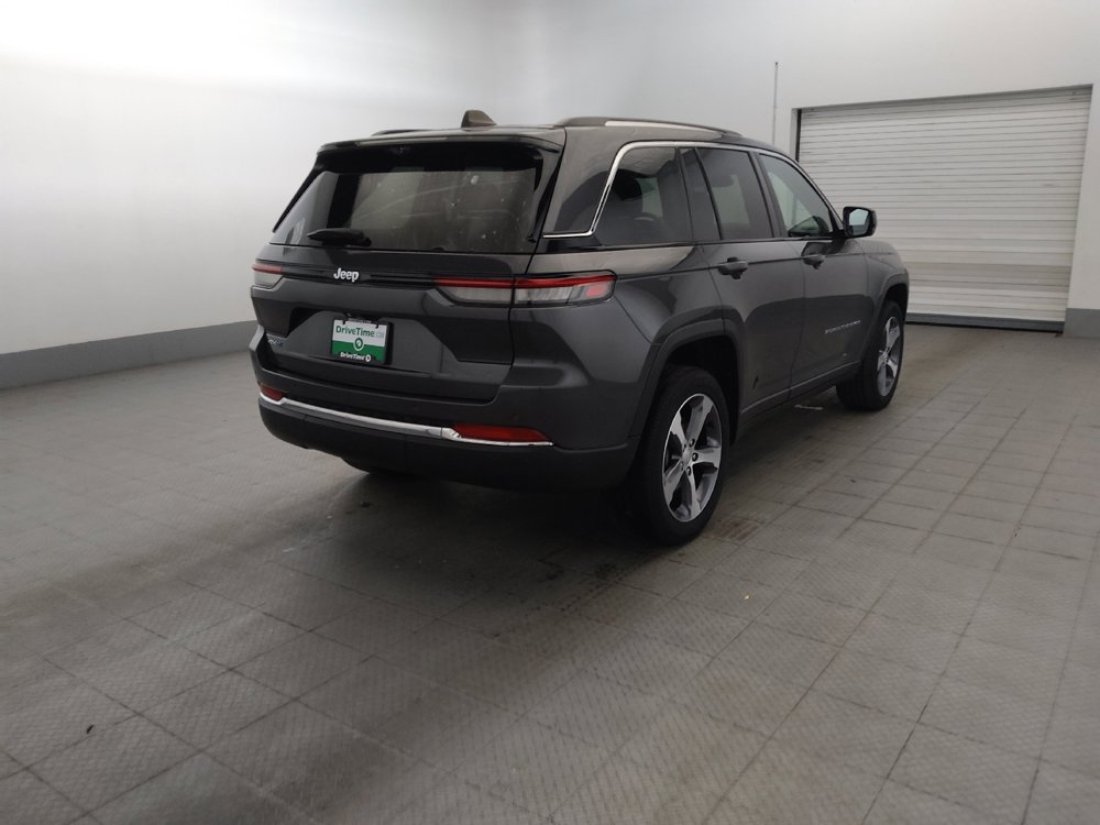 Used 2022 Jeep Grand Cherokee Limited 4xe w/ Luxury Tech Group II AWD/4WD image 9