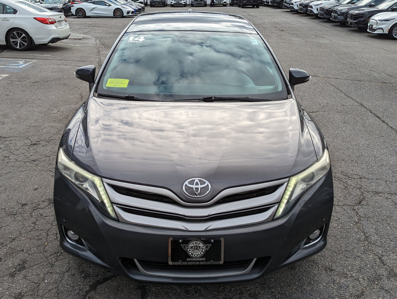 Used 2014 Toyota Venza Limited image 3
