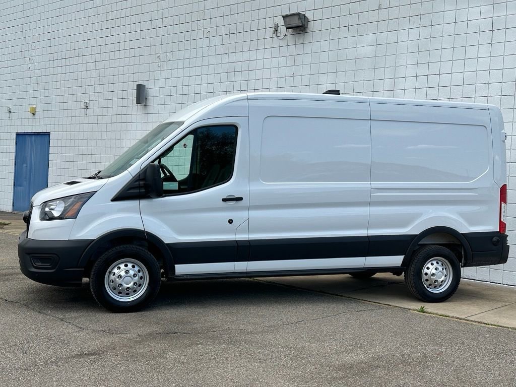 New 2026 Ford Transit 350 148 Medium Roof AWD w/ Load Area Protection Package image 2