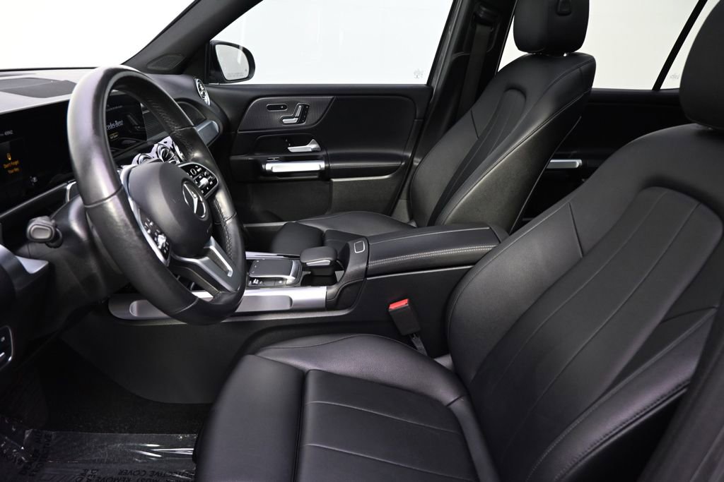 Used 2021 Mercedes-Benz GLB 250 4MATIC image 13