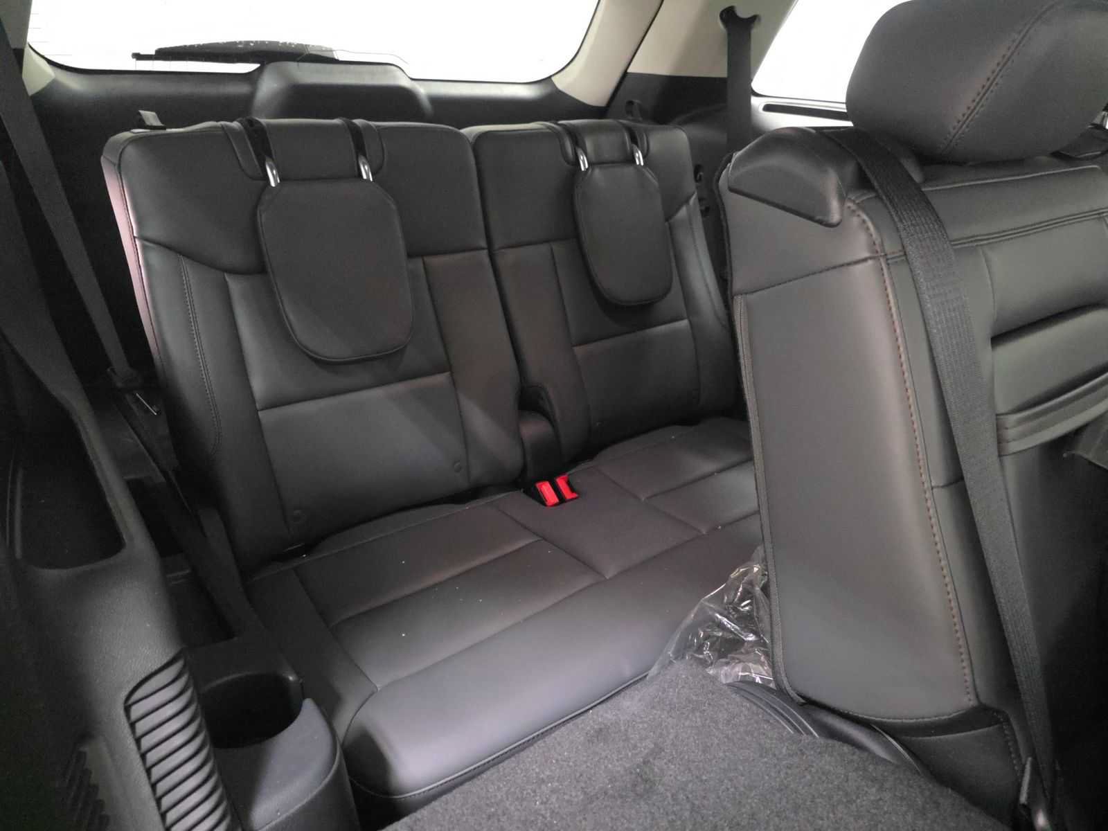 Used 2026 Ford Explorer Active w/ Active Comfort Package AWD/4WD image 14