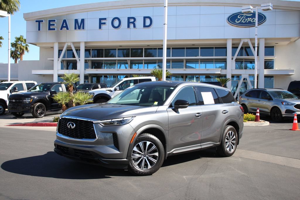 Used 2023 INFINITI QX60 Pure FWD image 2