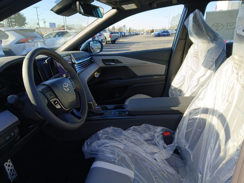 New 2026 Toyota Camry SE image 8